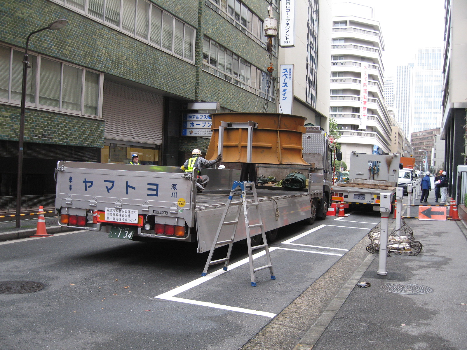 山豊運輸株式会社/ウイング東京21協同組合/日本ローカルネットワークシステム協同組合連合会 関東地域本部（JL関東）所属