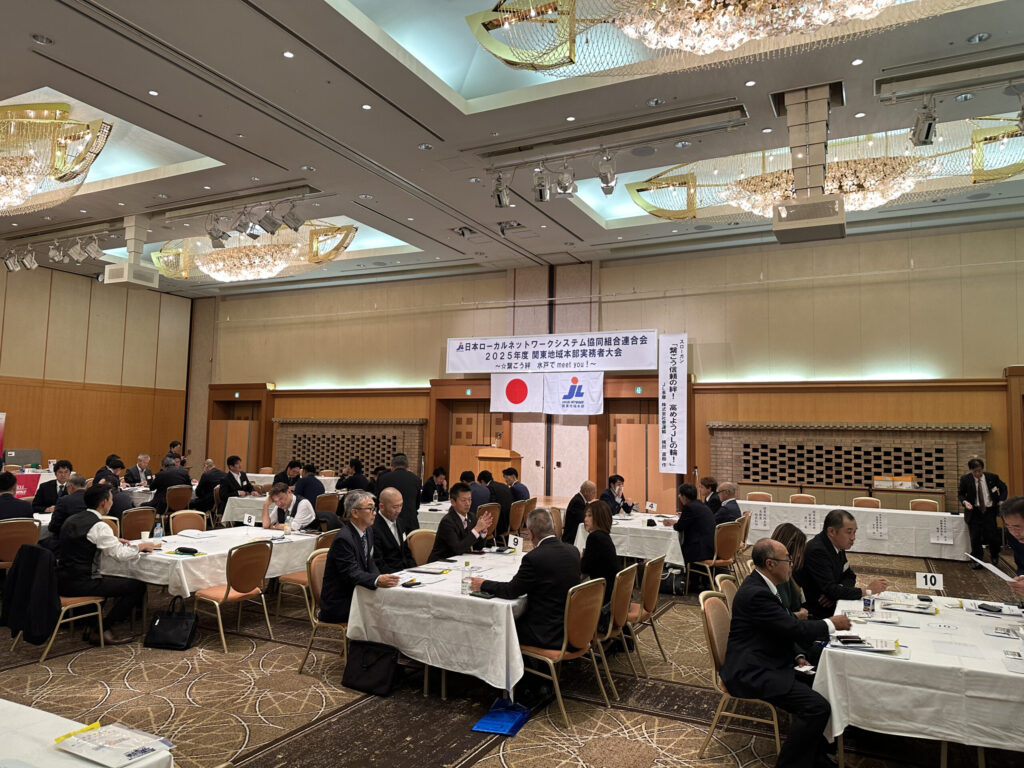 代表者だけでなく実務者に向けても情報交換会・研修会・交流会を実施し、次世代の物流を担う人材育成に注力しております。