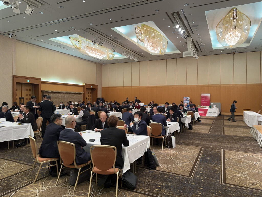 日本ローカルネットワーク関東地域本部大会
(当組合も加入する関東地域の各代表者・実務者が出席し、勉強会・情報交換を概ね1年に1回開催)